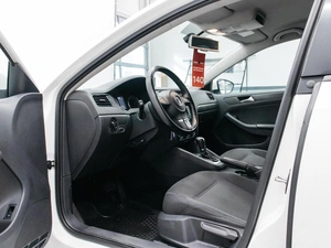 Седан Volkswagen Jetta 2014 года, 990000 рублей, Красноярск
