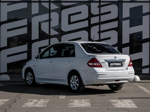 Седан Nissan Tiida 2013 года, 819000 рублей, Краснодар