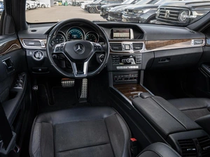 Седан Mercedes-benz E-класс 2015 года, 2760000 рублей, Краснодар