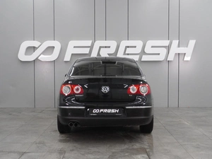 Седан Volkswagen Passat 2010 года, 799000 рублей, Воронеж