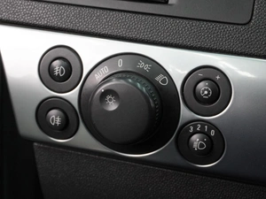 Седан Opel Astra 2008 года, 664000 рублей, Воронеж