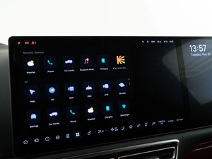 Внедорожник Li Auto L9 2023 года, 5657077 рублей, Москва