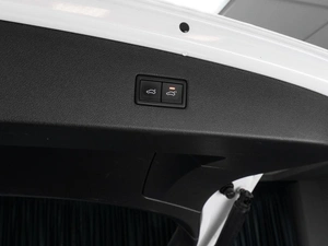 Внедорожник Volkswagen Tiguan 2020 года, 2459000 рублей, Тюмень