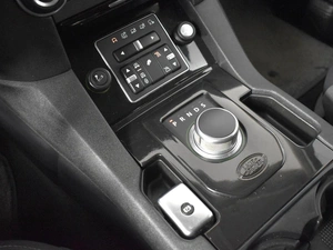 Внедорожник Land Rover Discovery 2014 года, 2843200 рублей, Казань