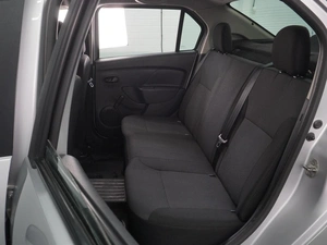 Седан Renault Logan 2015 года, 749000 рублей, Воронеж