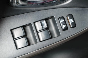Внедорожник Toyota RAV4 2010 года, 1199000 рублей, Тюмень