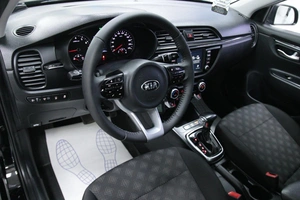 Седан Kia Rio 2018 года, 1538000 рублей, Солонцы