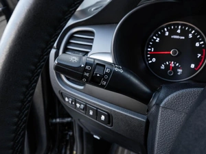 Седан Kia Rio 2019 года, 1344700 рублей, Ставрополь