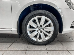 Универсал Volkswagen Passat 2013 года, 1129000 рублей, Красноярск