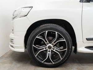 Внедорожник Toyota Land Cruiser 2016 года, 6360000 рублей, Красноярск