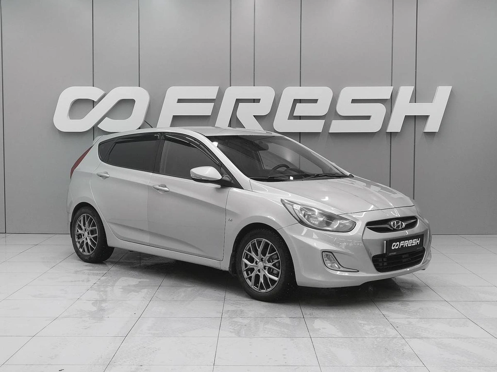 Хетчбэк Hyundai Solaris 2012 года, 730000 рублей, Ростов-на-Дону