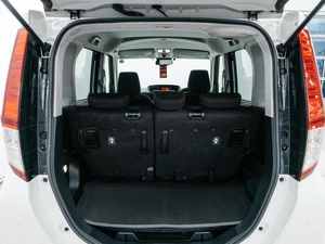 Минивэн Toyota Roomy 2021 года, 1050000 рублей, Красноярск