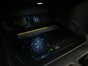 Внедорожник Toyota RAV4 2019 года, 2987000 рублей, Солонцы