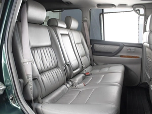 Внедорожник Toyota Land Cruiser 2007 года, 1950000 рублей, Омск