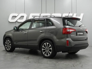 Внедорожник Kia Sorento 2012 года, 1534000 рублей, Воронеж