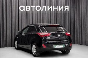 Хетчбэк Hyundai i30 2013 года, 825000 рублей, Красноярск