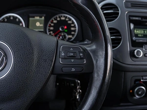 Внедорожник Volkswagen Tiguan 2013 года, 1730000 рублей, Краснодар