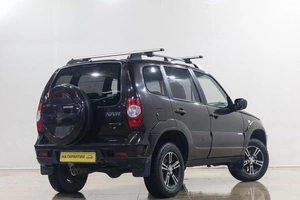Внедорожник Chevrolet Niva 2011 года, 559000 рублей, Новокузнецк