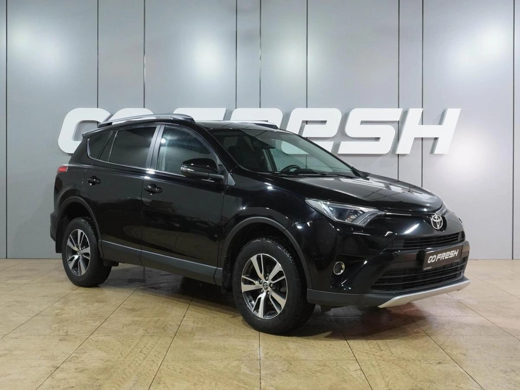 Внедорожник Toyota RAV4 2017 года, 2650000 рублей, Воронеж