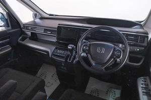 Минивэн Honda Stepwgn Spada 2021 года, 2679000 рублей, Томск