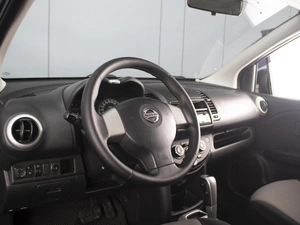 Хетчбэк Nissan Note 2013 года, 890000 рублей, Омск