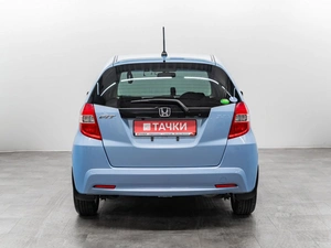 Хетчбэк Honda Fit 2012 года, 975000 рублей, Красноярск
