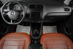 Седан Volkswagen Polo 2015 года, 769000 рублей, Тюмень