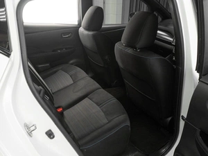 Хетчбэк Nissan Leaf 2017 года, 1659000 рублей, Тюмень