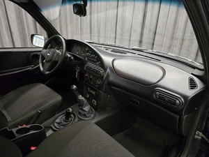 Внедорожник Chevrolet Niva 2011 года, 490000 рублей, Красноярск