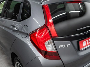 Хетчбэк Honda Fit 2018 года, 1200000 рублей, Красноярск