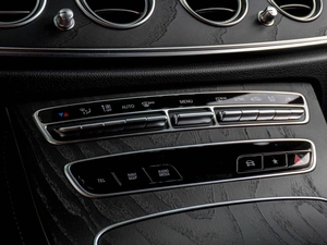 Седан Mercedes-benz E-класс 2022 года, 5789000 рублей, Тюмень