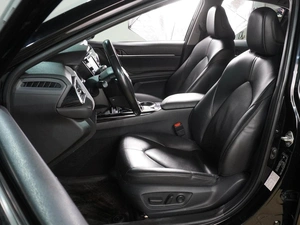 Седан Toyota Camry 2019 года, 2599000 рублей, Воронеж