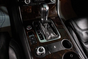 Внедорожник Volkswagen Touareg 2011 года, 1749000 рублей, Сургут