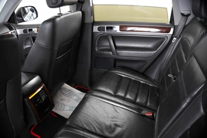 Внедорожник Volkswagen Touareg 2007 года, 999000 рублей, Пермь