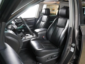 Внедорожник Nissan Pathfinder 2015 года, 1849000 рублей, Воронеж