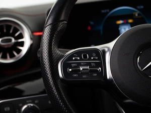 Седан Mercedes-benz CLA-класс 2019 года, 2889050 рублей, Москва