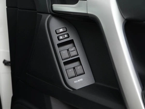 Внедорожник Toyota Land Cruiser Prado 2021 года, 5599777 рублей, Москва