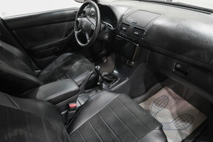 Седан Toyota Avensis 2006 года, 639000 рублей, Новокузнецк