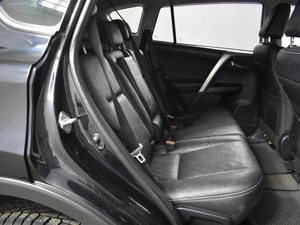 Внедорожник Toyota RAV4 2017 года, 2559900 рублей, Казань