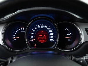 Хетчбэк Kia Ceed 2015 года, 1389050 рублей, Москва