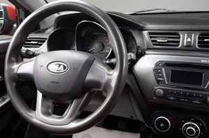 Хетчбэк Kia Rio 2012 года, 539000 рублей, Оренбург