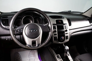 Седан Kia Cerato 2009 года, 829000 рублей, Сургут