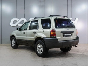 Внедорожник Ford Escape 2005 года, 589000 рублей, Воронеж