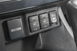 Хетчбэк Toyota Auris 2013 года, 1299000 рублей, Барнаул