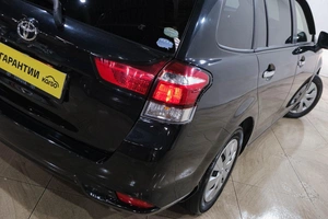 Универсал Toyota Corolla Fielder 2016 года, 1169000 рублей, Новокузнецк