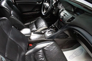 Седан Honda Accord 2008 года, 939000 рублей, Сургут