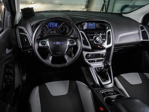 Универсал Ford Focus 2012 года, 1080000 рублей, Воронеж