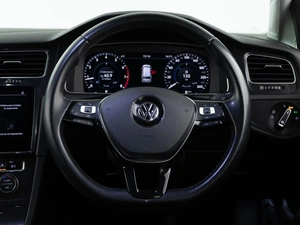 Универсал Volkswagen Golf 2019 года, 2491046 рублей, Москва