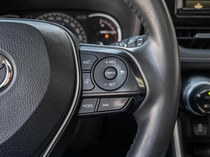 Внедорожник Toyota RAV4 2021 года, 3380000 рублей, Краснодар