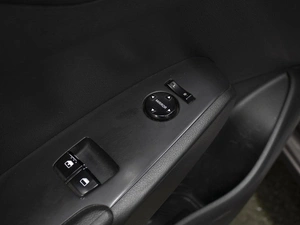 Седан Hyundai Solaris 2017 года, 1066777 рублей, Омск